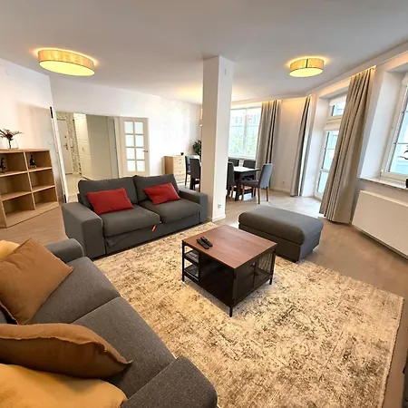 Luxury With Sauna In Center