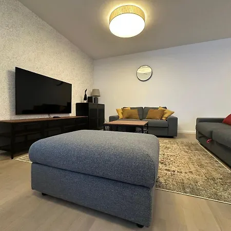 Luxury With Sauna In Center شقة